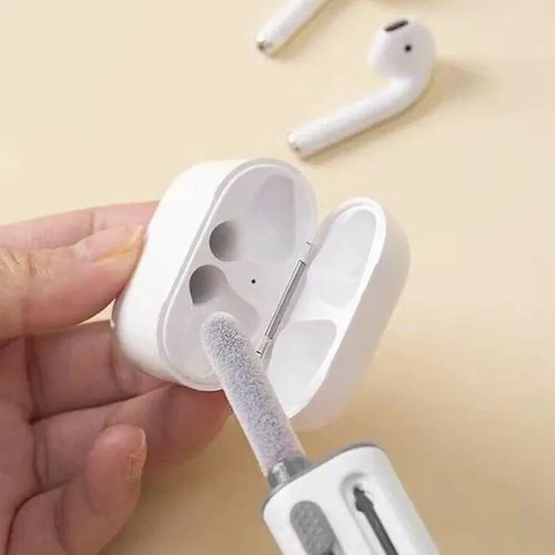 4-in-1 Earphone Cleaning Pen – Multi-Function Cleaning Tool for AirPods, Earbuds, Charging Cases & Electronics